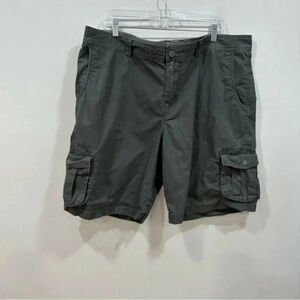 Columbia men’s gray cargo shorts 42
